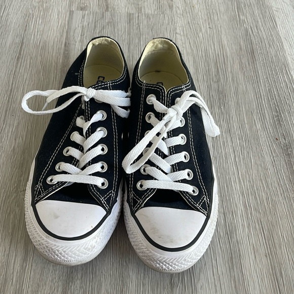 Converse All-Star. Black.  Size 7 - Picture 1 of 3